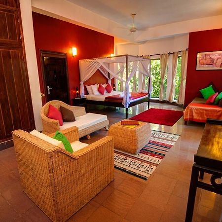 The Willow Boutique Hotel Phnom Penh Eksteriør billede